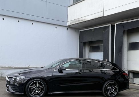 Mercedes-Benz CLA 220, 2022