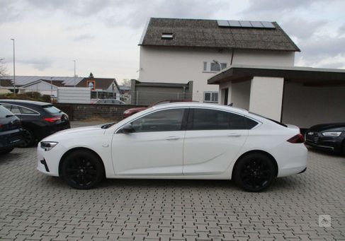 Opel Insignia, 2021