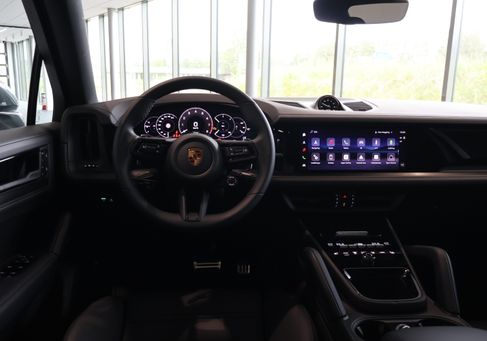 Porsche Cayenne, 2026