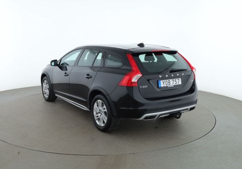 Volvo V60 Cross Country, 2018