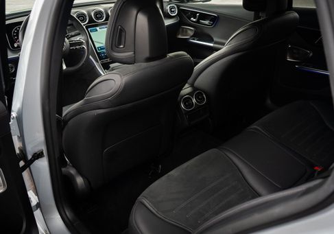 Mercedes-Benz C 300, 2023 2