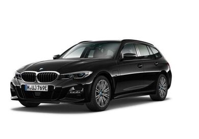 BMW 330, 2022