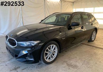 BMW 330, 2022