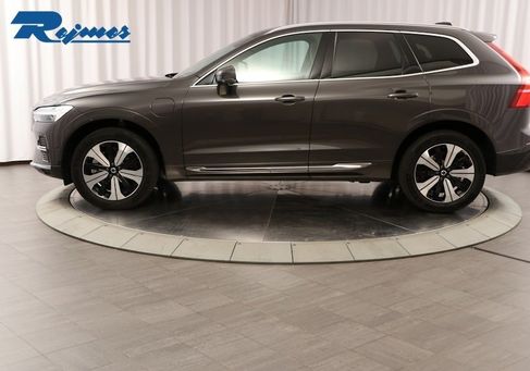 Volvo XC60, 2025