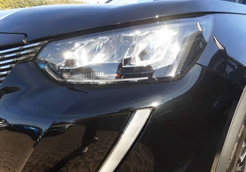 Peugeot 2008, 2021