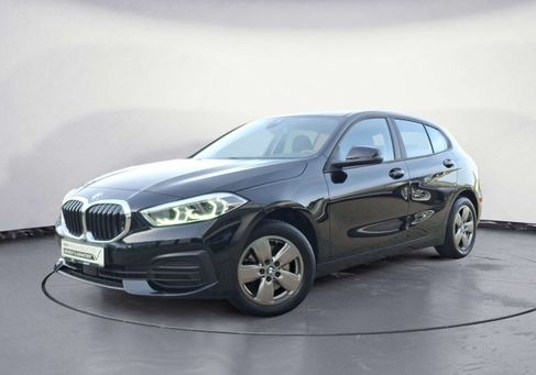 BMW 118, 2022