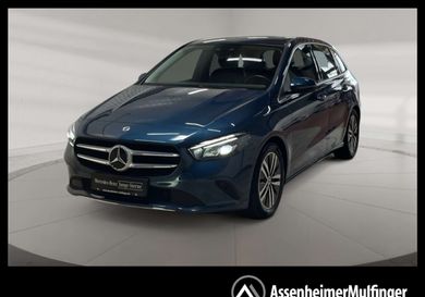 Mercedes-Benz B 200, 2022
