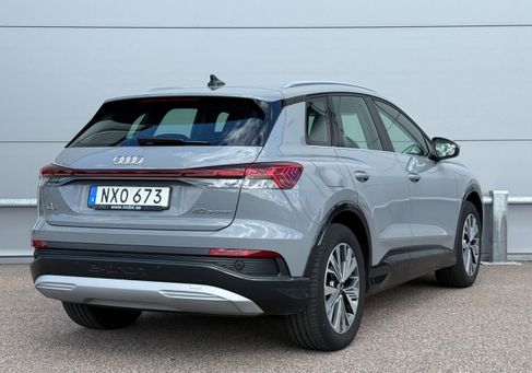 Audi Q4, 2023