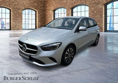 Mercedes-Benz B 180, 2025