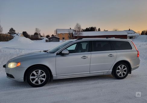 Volvo V70, 2012