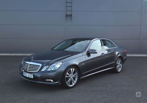 Mercedes-Benz E 350, 2010