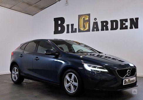 Volvo V40, 2017