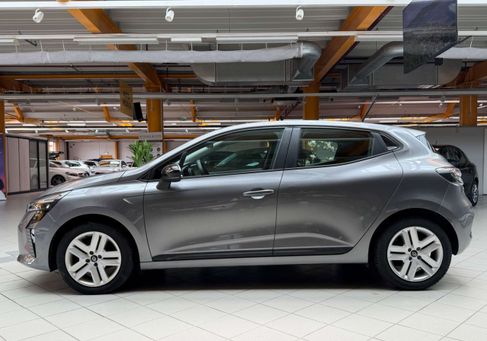 Renault Clio, 2024
