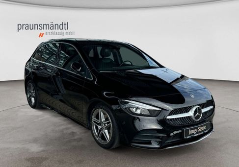 Mercedes-Benz B 200, 2022