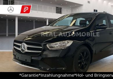 Mercedes-Benz B 180, 2020