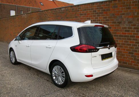 Opel Zafira, 2018