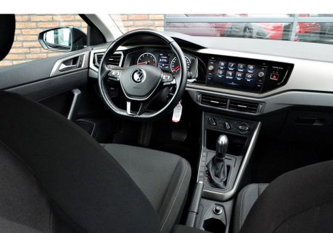 Volkswagen Polo, 2020