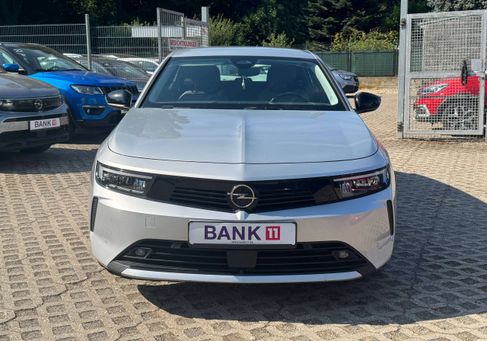 Opel Astra, 2024
