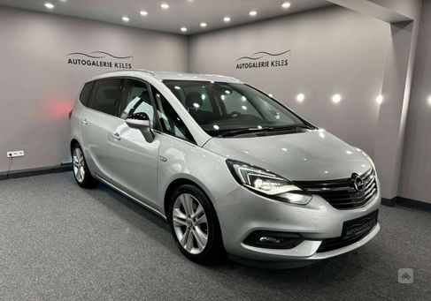 Opel Zafira, 2017