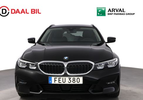 BMW 330, 2021 2