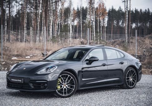 Porsche Panamera, 2021