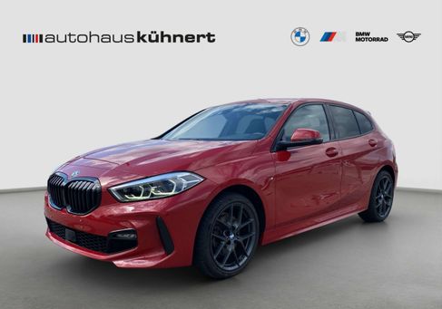 BMW 118, 2022