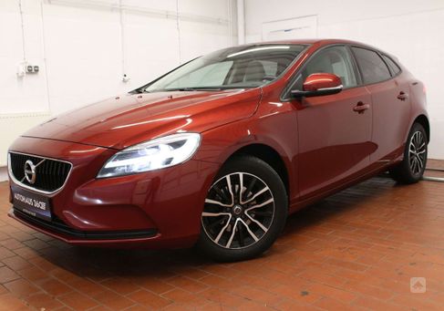 Volvo V40, 2017