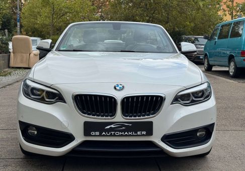 BMW 220, 2018 3