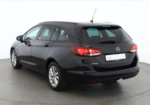 Opel Astra, 2019