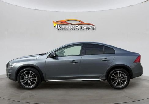 Volvo S60 Cross Country, 2016