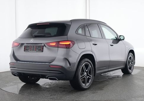 Mercedes-Benz GLA 250, 2025