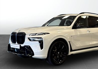 BMW X7, 2025