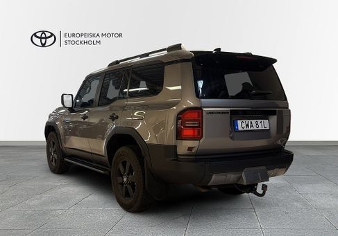 Toyota Land Cruiser, 2025