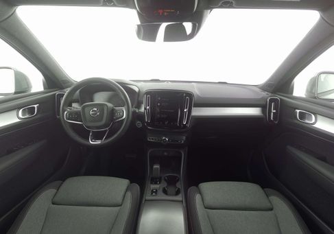 Volvo XC40, 2023 3