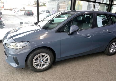 BMW 218, 2022 2