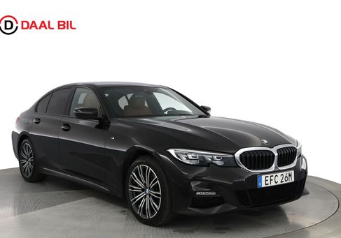 BMW 330, 2021