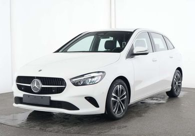 Mercedes-Benz B 180, 2025