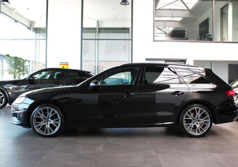 Audi A4, 2023