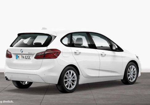 BMW 225, 2018