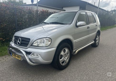 Mercedes-Benz ML 270, 2005