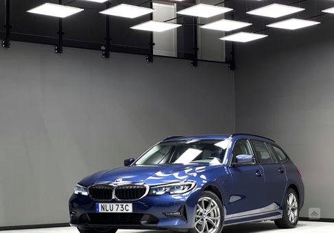 BMW 330, 2021