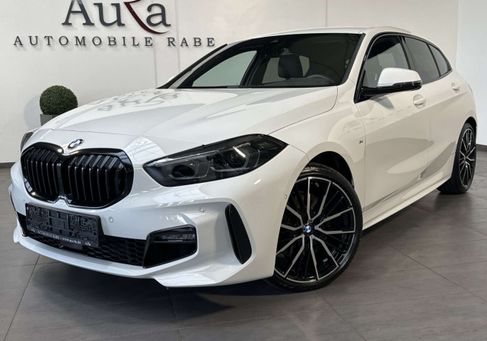 BMW 120, 2022