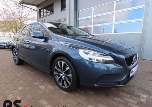 Volvo V40, 2018