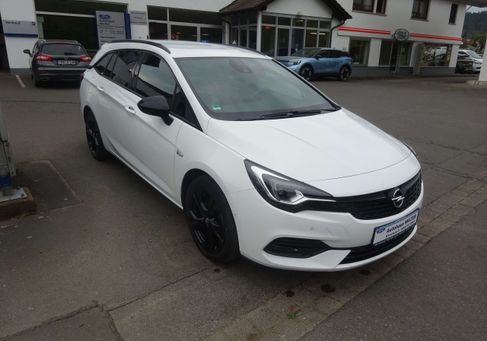 Opel Astra, 2021
