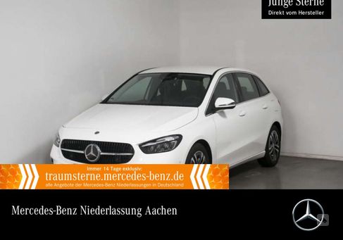 Mercedes-Benz B 180, 2023