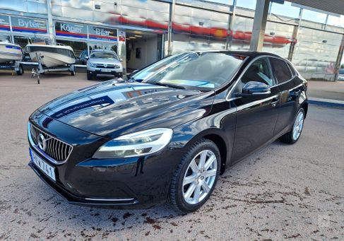 Volvo V40, 2018