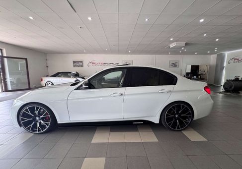 BMW 330, 2018