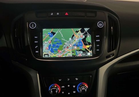 Opel Zafira Tourer, 2018