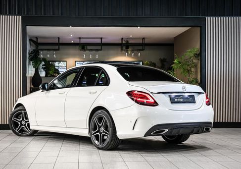 Mercedes-Benz C 180, 2021