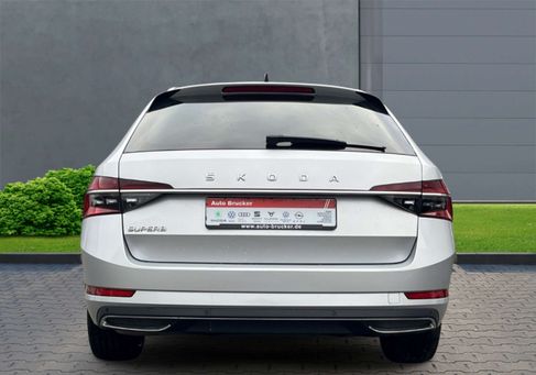 Skoda Superb, 2022